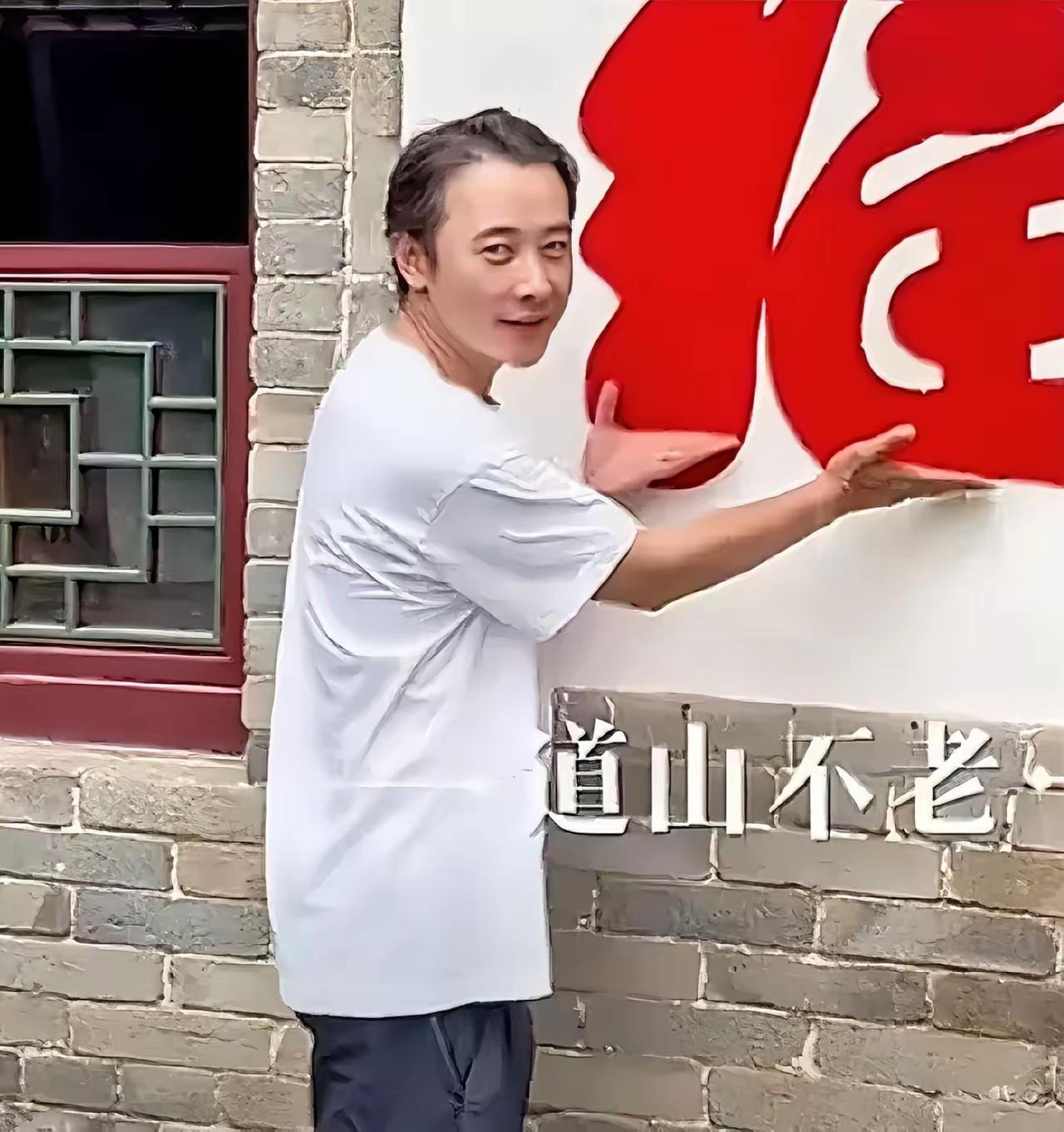 罗晋变胖了，我忍了罗晋变老了，我也忍了但是我实在是忍不了，这个44岁的男人竟