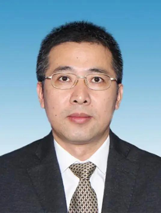 杭州市原市长姚高员当浙江副省长了新来个代理市长杜旭亮。根据杭州市人大相关会
