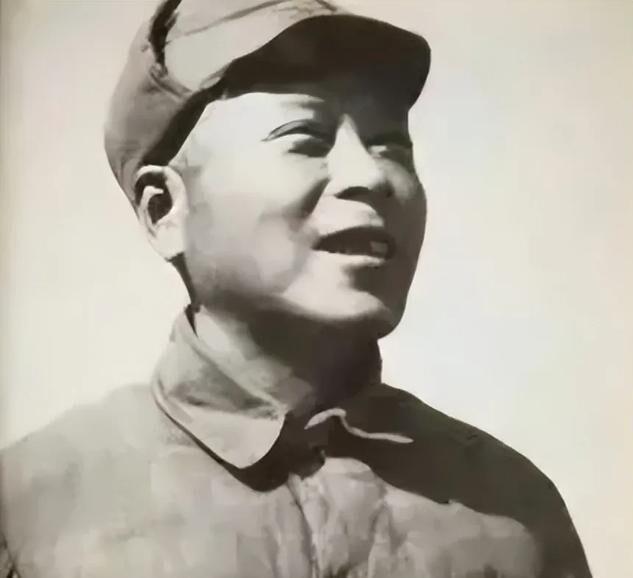 陈光资历深战功高，为何去东北却高开低走？七大时就已埋下隐患陈光的军事资历，