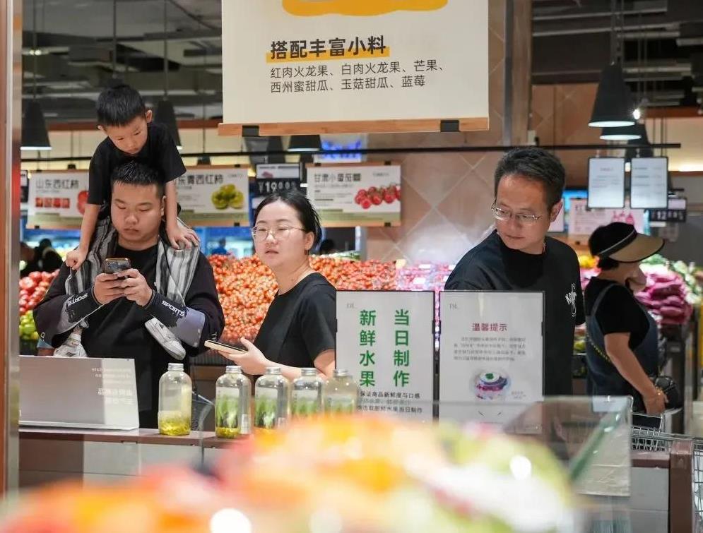 毫无底线胖东来又被起诉了起诉理由你绝对想不到一个消费者质疑胖东来赠送的一次