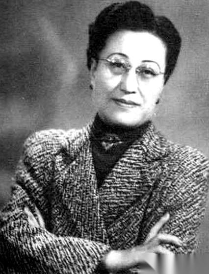 1961年，西花厅。蒋介石的前妻陈洁如，见到周总理，开口第一句话直接扔了个响雷