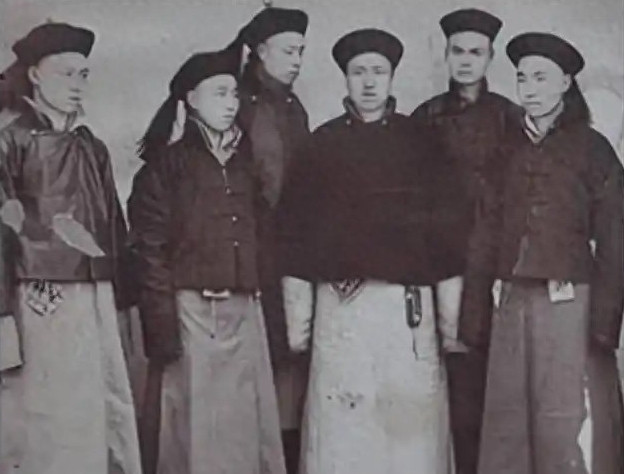 八旗子弟今何在？和珅后人在黑龙江种地，保留先祖传统