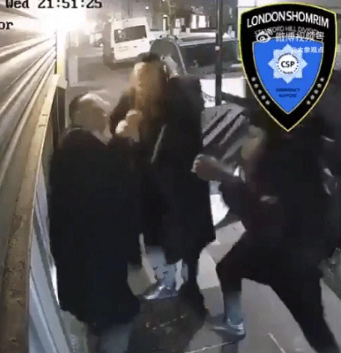 现在的犹太复国主义者就是过街老鼠，走到哪儿都被人憎恶。英国首都伦敦，2名犹