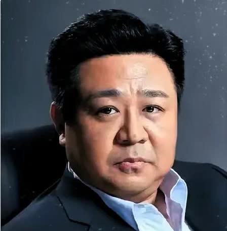 朱媛媛“去世”？这三位男演员难过到了极点。1.梁冠华，他和朱媛媛凭借《
