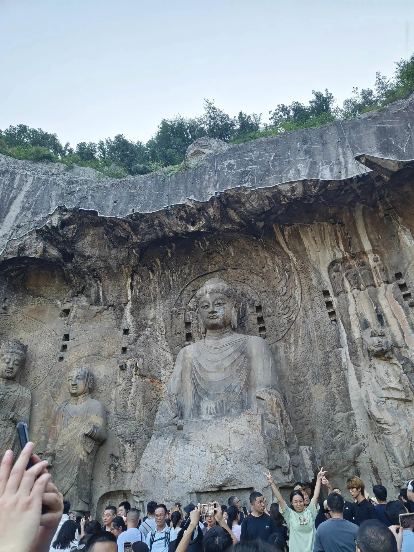 洛阳很好， 下次还来， 再见洛 阳。