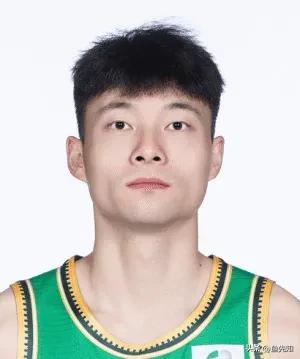 有谁能想到，今天辽宁队赢球的胜负手会是鄢手骐？鄢手骐就是这样一个球员，他真的让辽