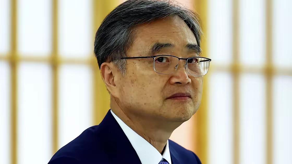 8月14号，韩国外长赵显举办了媒体见面会。在回答关于中韩关系的问题时，他再次语出