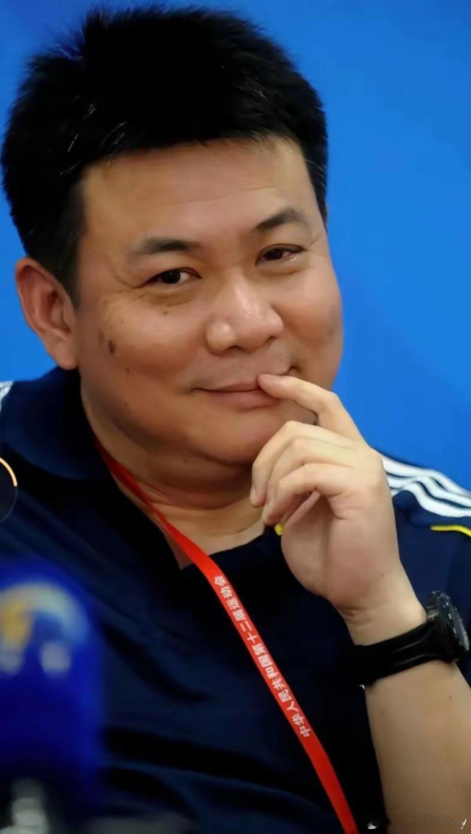 排坛“小诸葛”至今担任过主教练的俱乐部有:1997-200，上海女排主教练，四