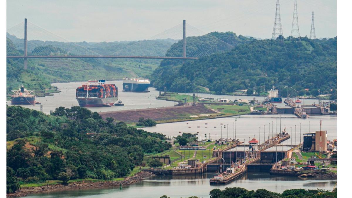 【巴拿马不顾中方警告终于下手了！海事局接管港口】据法新社报道，巴拿马政府23日公