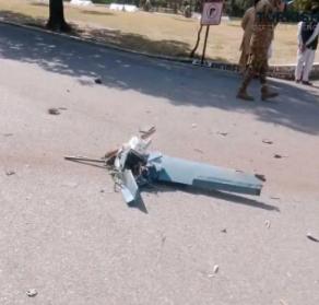 ·一切都合理起来了，巴基斯坦最近对阿富汗境内目标动手，看起来是跟塔利班过不去，其