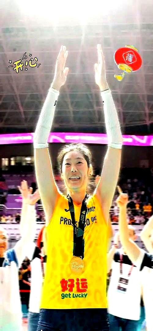 河南队这波操作，球迷都直呼“太懂行”！已经五连胜锁定出线名额，对阵江