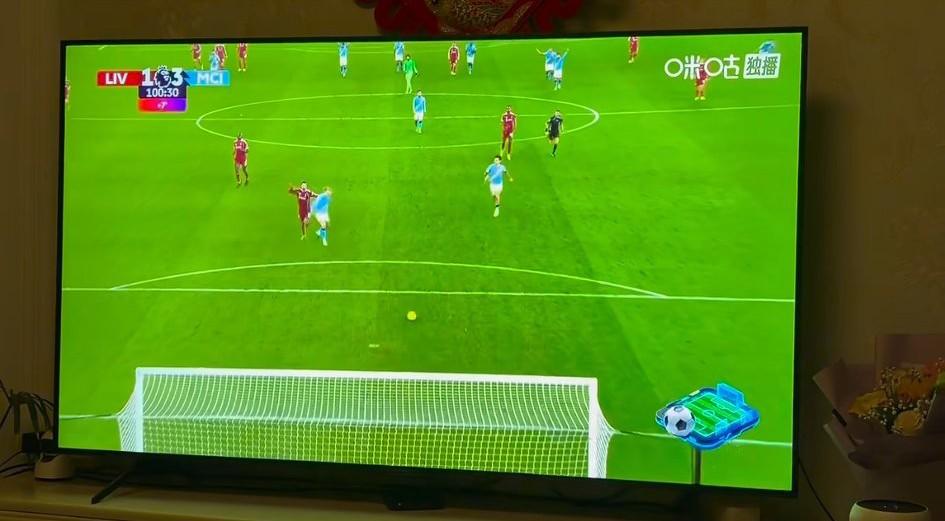 曼城客场2:1击败利物浦，比赛补时最后时间却出现争议判罚。这个判罚可以说让双方球