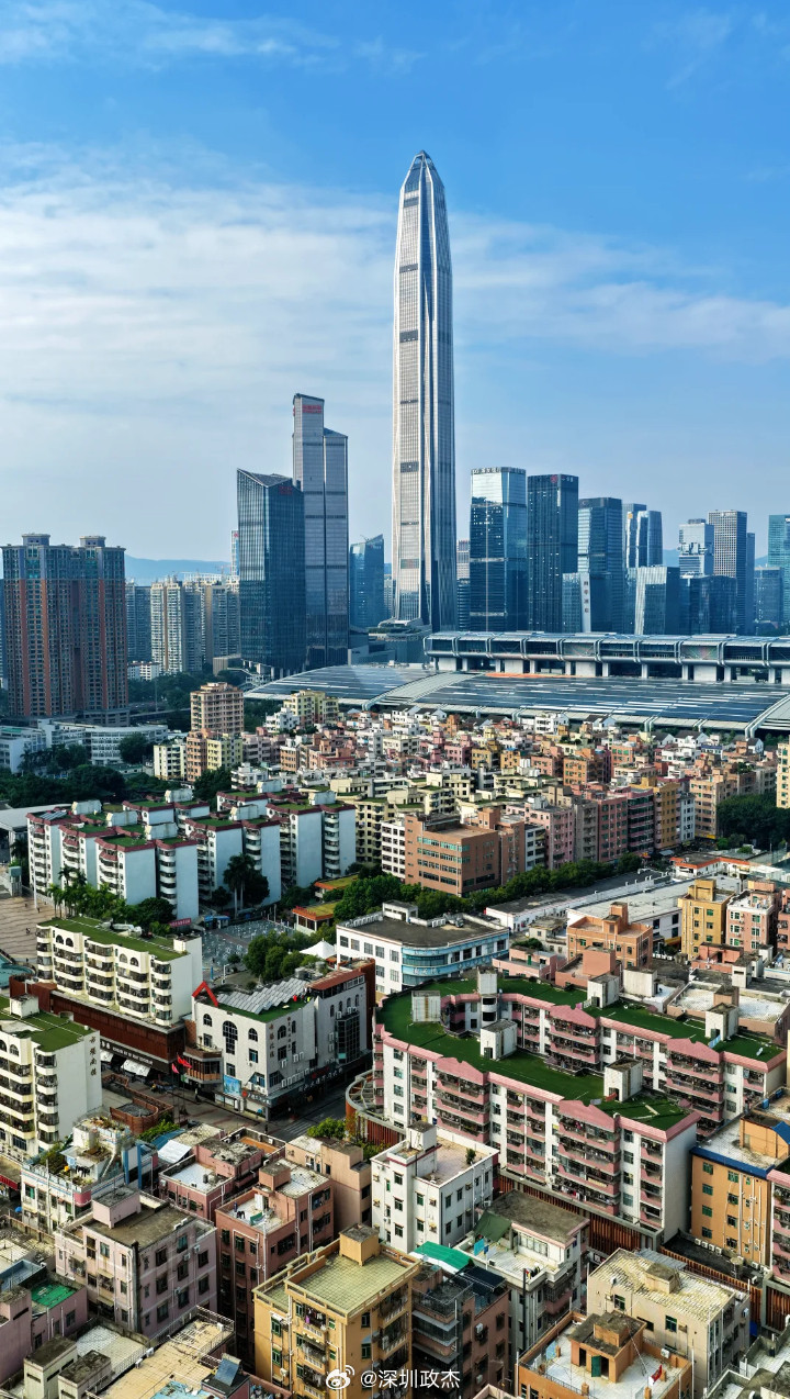 刚看到，昨晚发生的事情，福田中心区20多年的老房子，约业主谈价，业主那边迟到1个