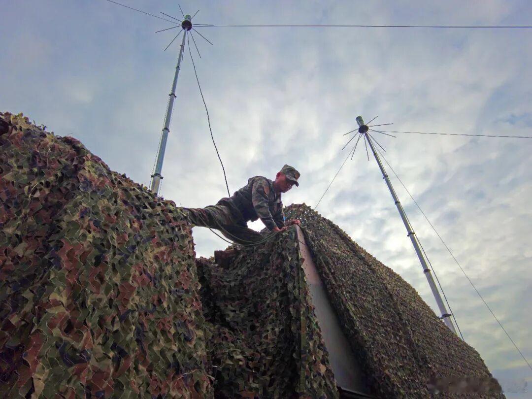 豹爷的替身显然没有如其它兄弟机型一样粗制滥造南部战区空军某部一场全要素演练，演练