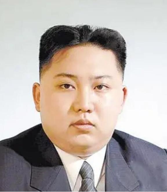 日本为什么独独对朝鲜瑟瑟发抖？很多人以为是怕平壤的核按钮，错了！真相是，朝鲜是全