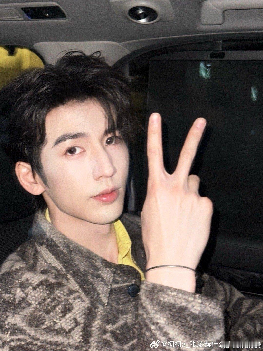 张凌赫顶美的统治力不必多言张凌赫帅得不知天地为何物美貌从不失手！张凌赫的帅自带致