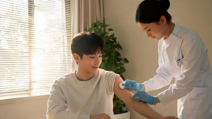 打一针即可追杀癌细胞！全球首款癌症疫苗III期临床成功，离普通患者有多远这