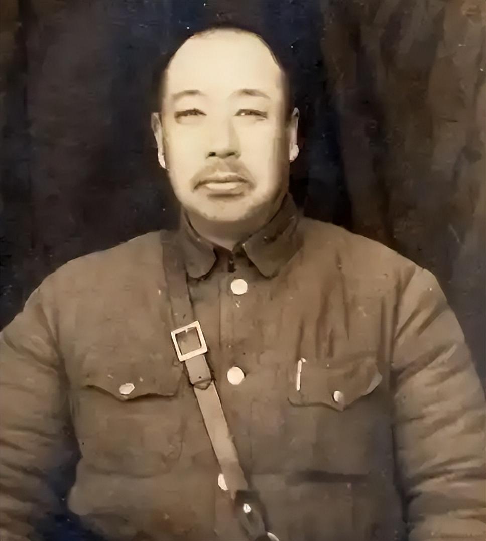1949年，总攻太原的前一天，王靖国接到了赵承绶打来的劝降电话，当场就变了脸色，