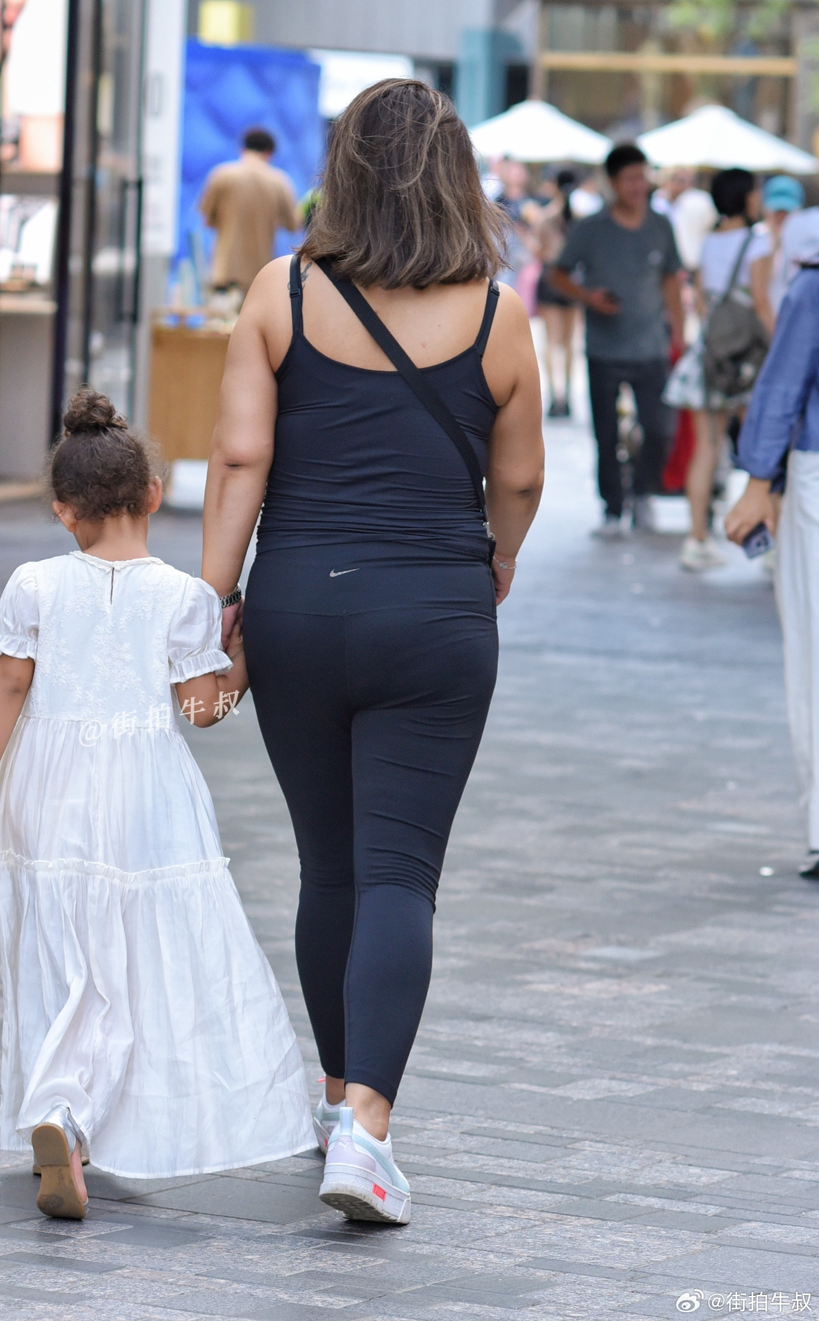 性感的大码瑜伽套装