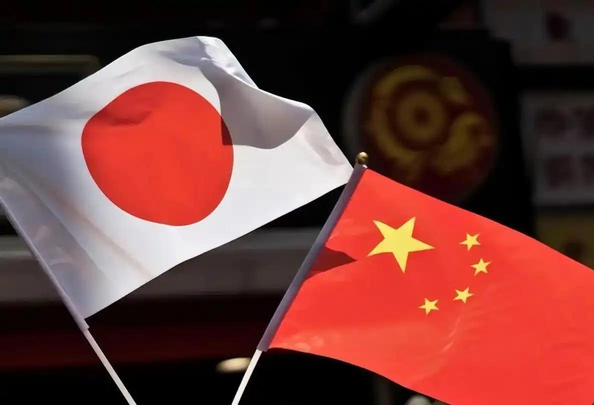 中日之间谁会开“第一枪”？第一枪就是导火索。打是免不了了，现在就是需要一个导火索