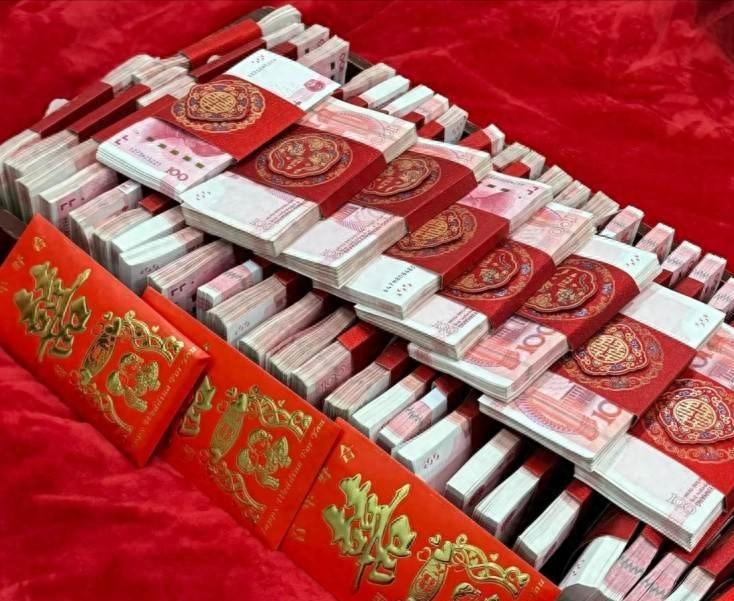 都说江西的彩礼吓人，但在湖南农村，一场葬礼的威力同样能掏空一个家庭的底子。在这里