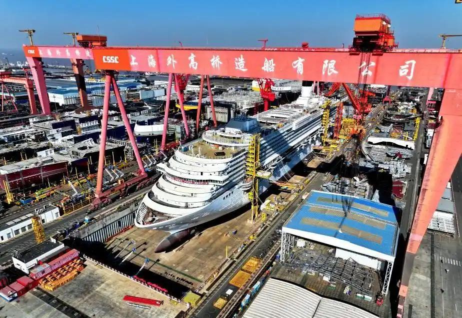 日经新闻刚披露一组数据，让美国脸上挂不住了： 2026年上半年，中国造船业新