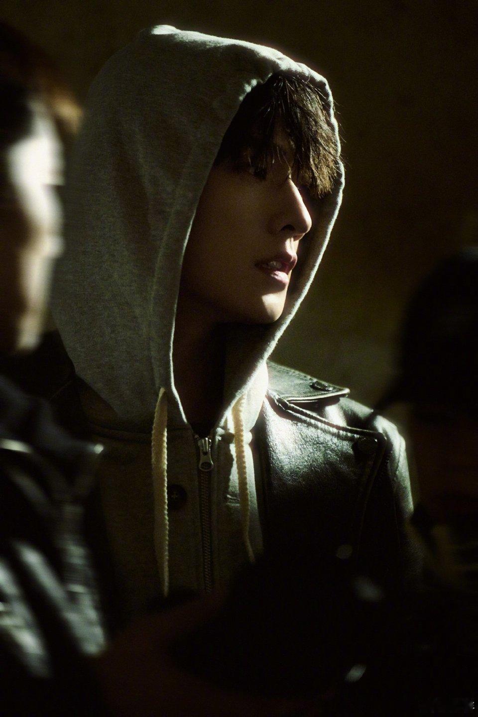 杨洋怎么能帅成这样啊啊啊啊啊啊