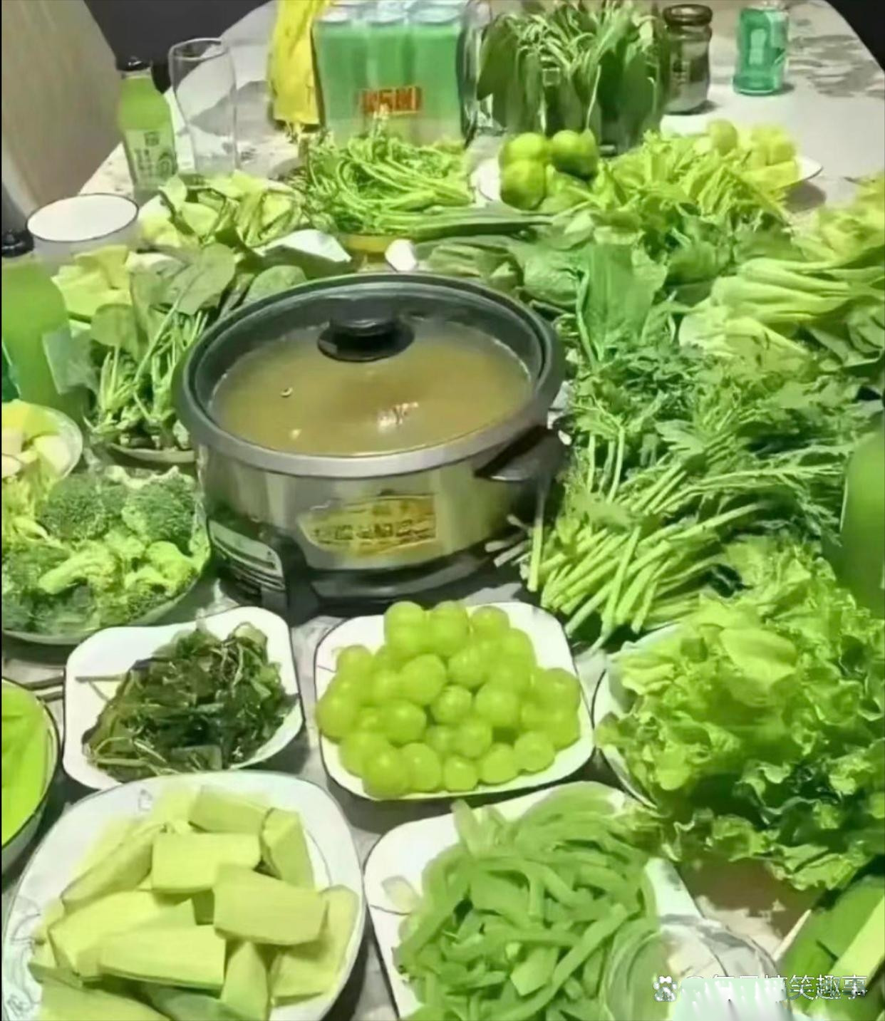 这样的火锅，应该取个什么名呢？