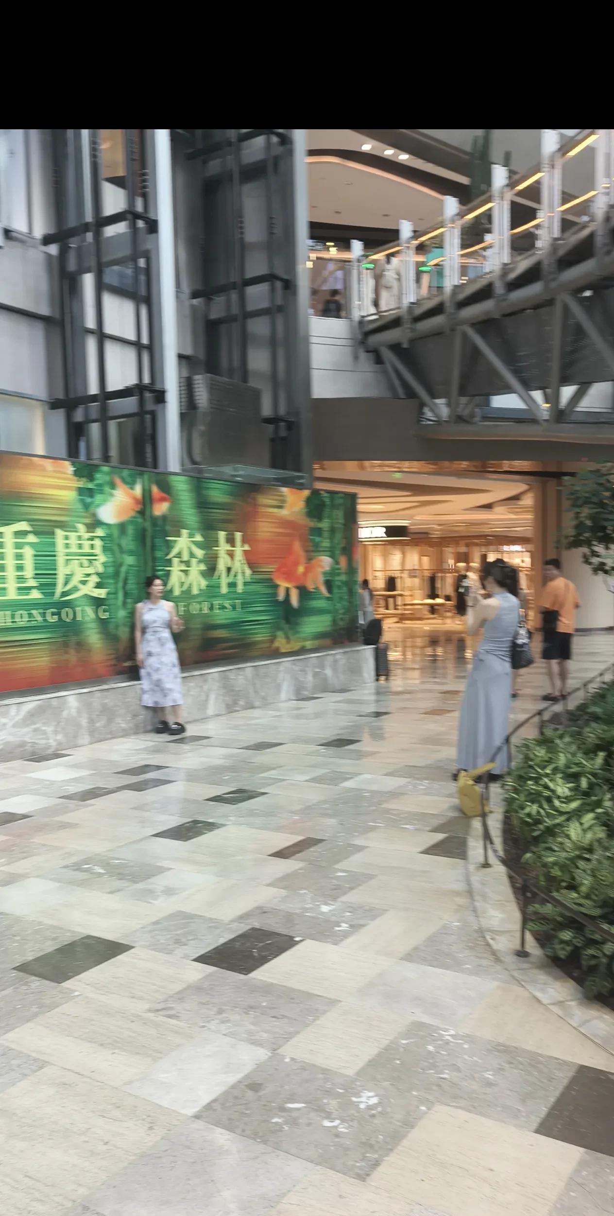 #为何重庆人常提直辖市身份？#重庆吃饱了没事吗，提直辖身份？有些老年人文化低，不