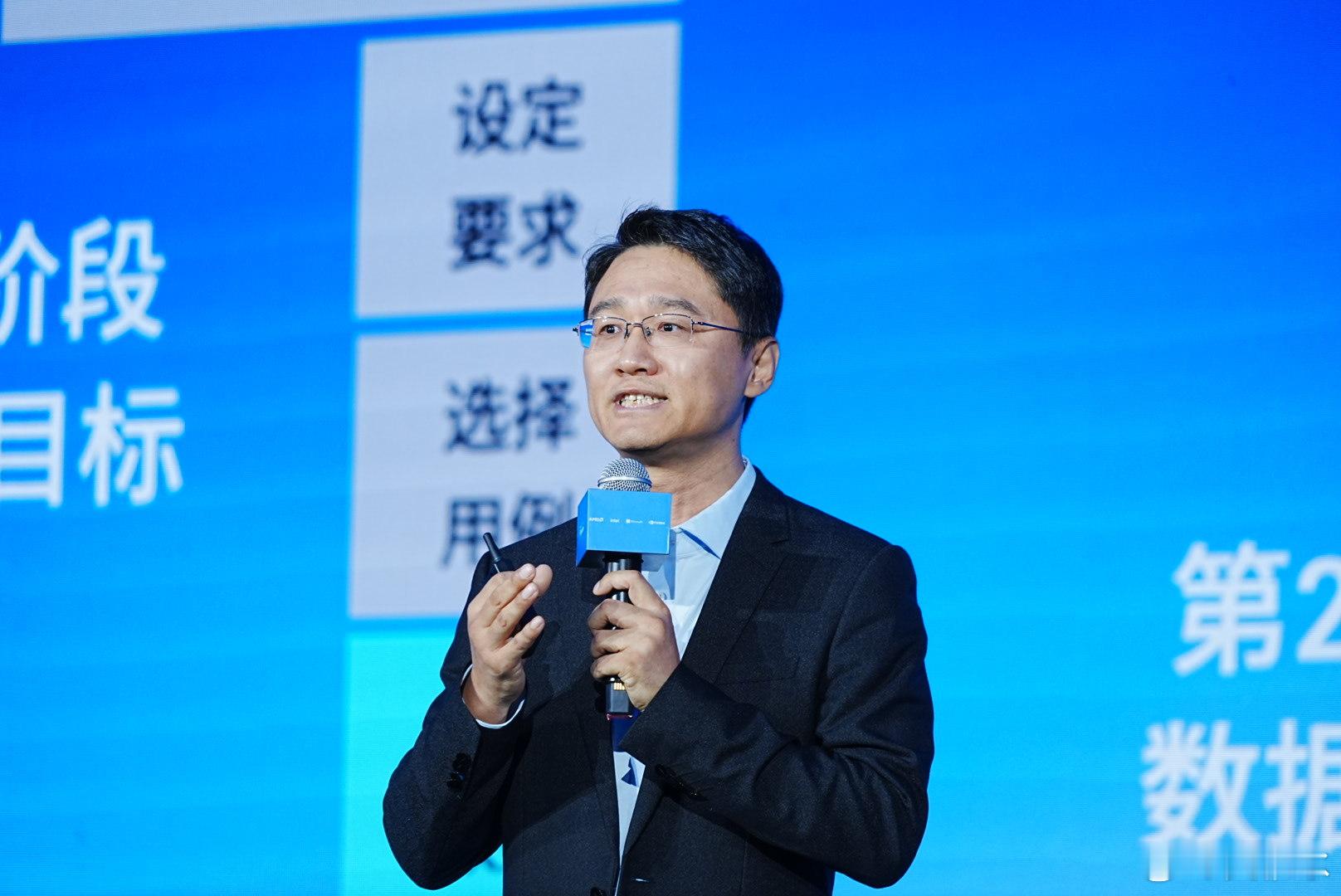 以“进化·乘势而上”为主题的2026戴尔科技峰会在上海香格里拉今天盛大召开。本次峰会承接戴尔科技全球