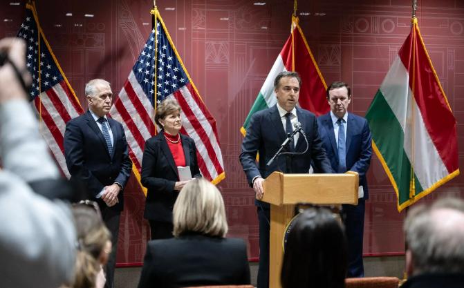 第一波打击之后，伊朗还能剩下什么？答案很残酷：可能连发射架都剩不下几座。在美以的