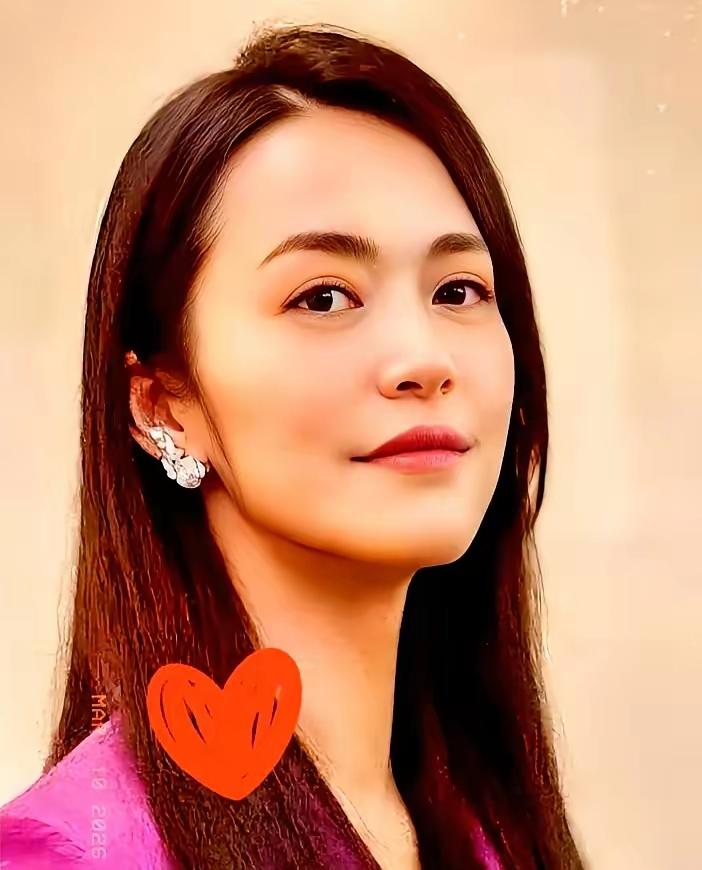 看姚晨这段，是真被惊到了。哪有婆婆一上来就把北京上海的房子过给儿媳，家里账