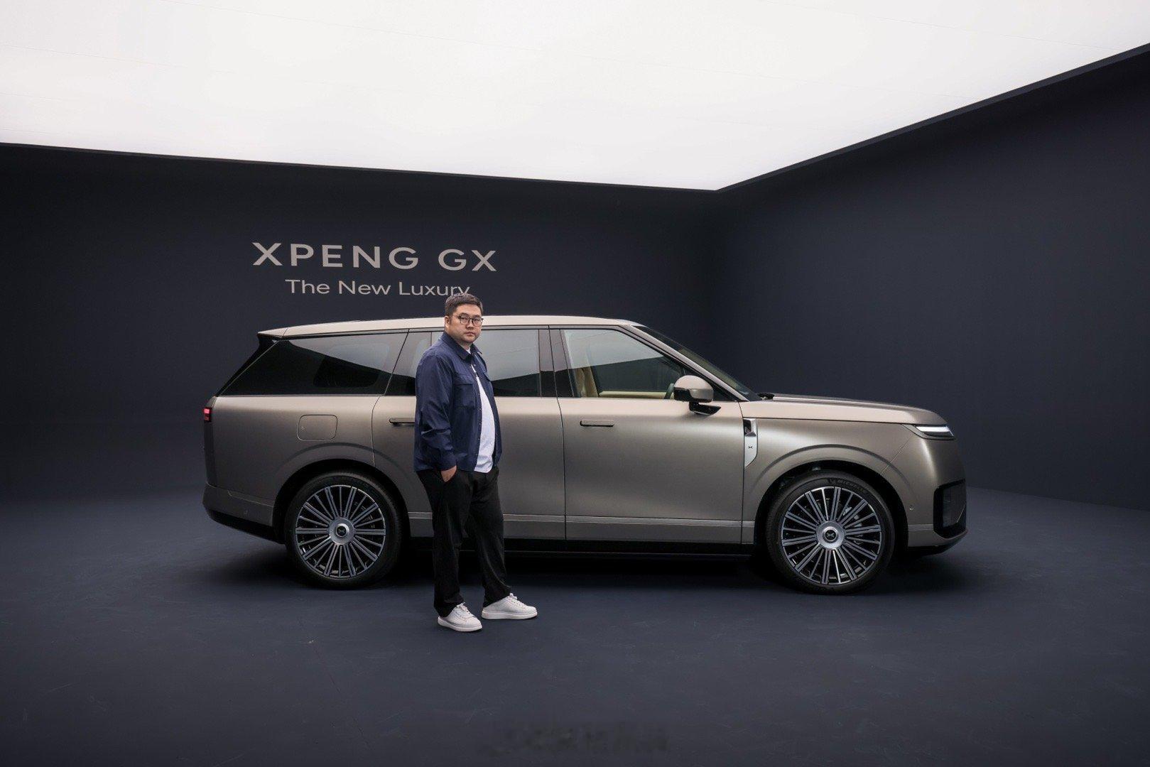 新科技旗舰小鹏GX来了如此小鹏GX怎能不爱今天看小鹏GX！真大真长，科技感、豪华