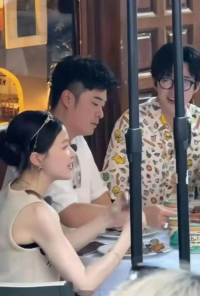 金靖：不要怀疑任何一张能进娱乐圈的脸