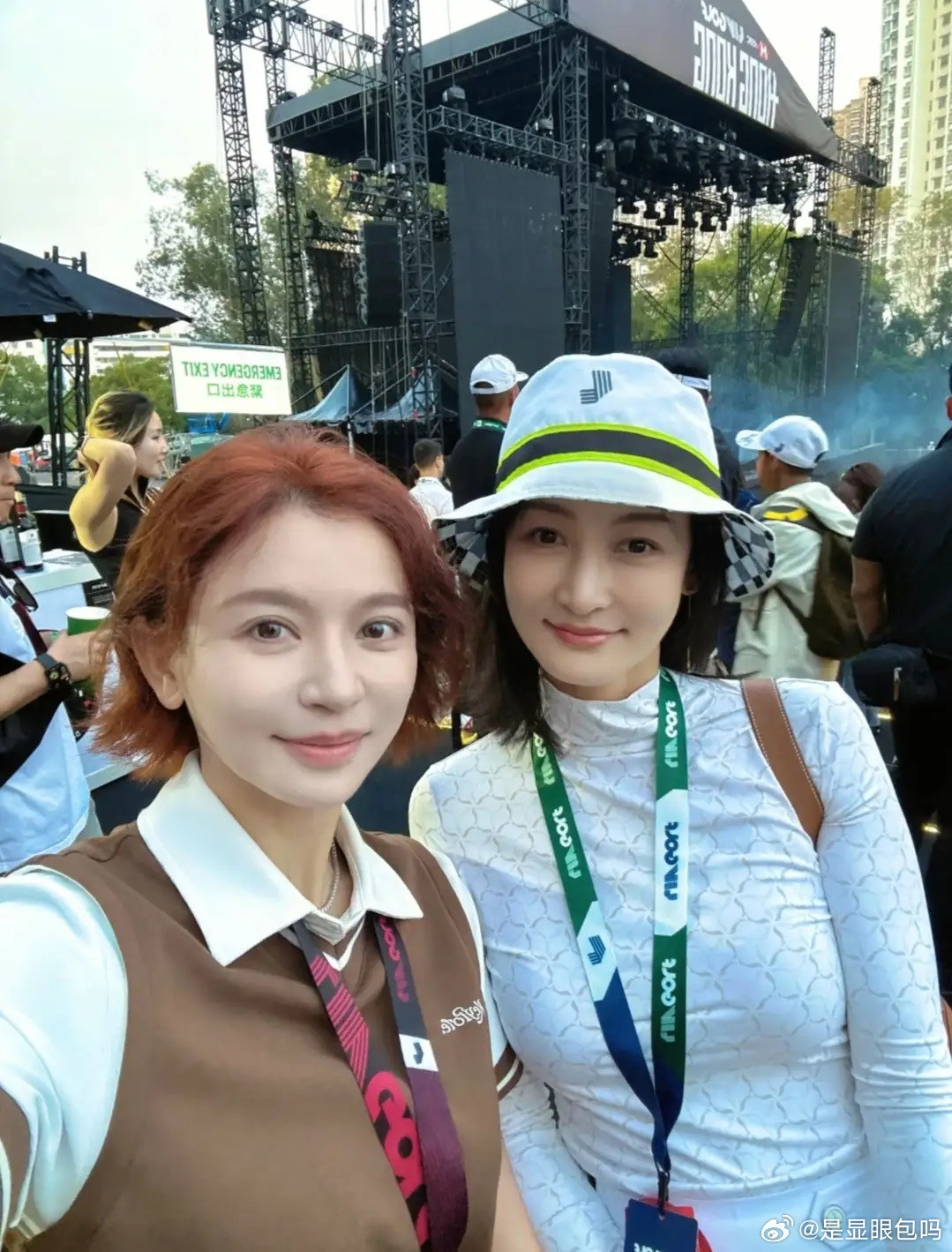 王皓妻子携大儿子现身LIV，海苔与释小龙施伯雄李泽锋同框显稳重？