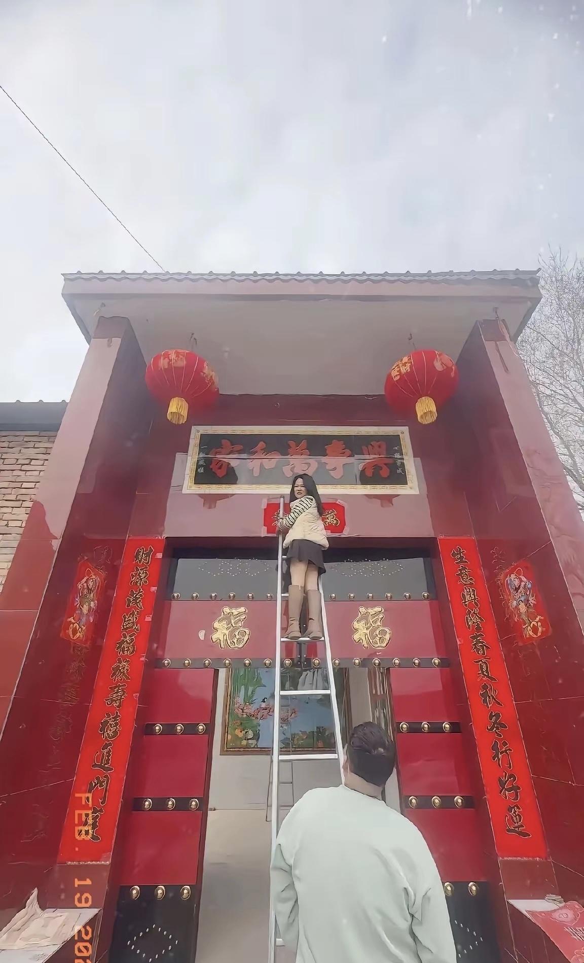 不得不说，这门也太高了吧[哭哭]