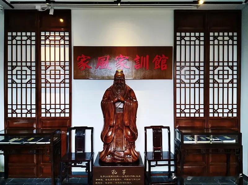 家教家风对人的成长为何特别重要?家教家风对人的成长太重要了。社科院报告显示，超