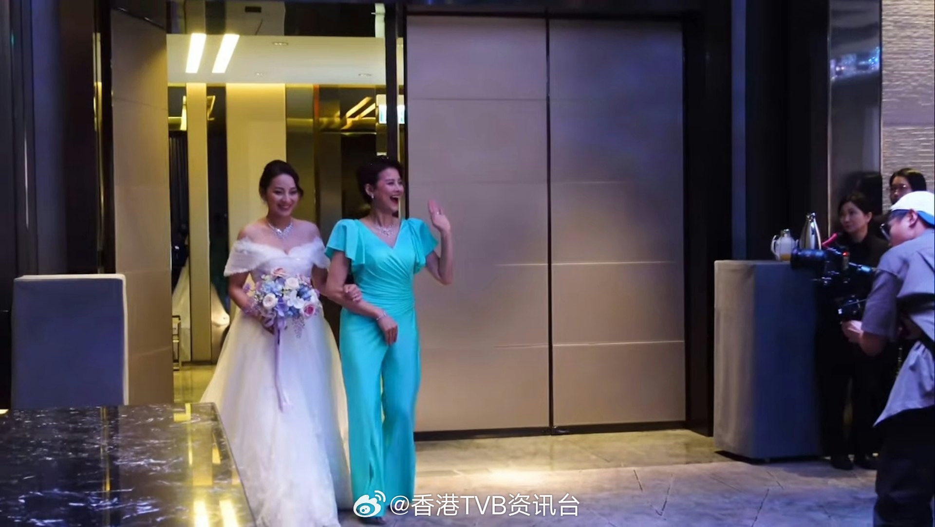 黎燕珊前夫刘永女儿结婚影都冇　母兼父职婚礼做呢个动作全场感动|香港01黎燕珊