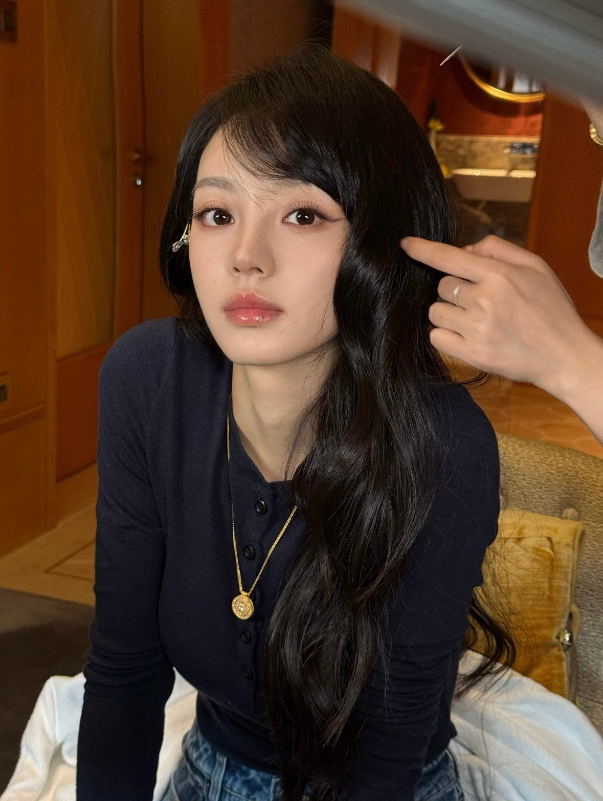 私服出妆⬅️礼服定妆➡️谁看了不说一句造型师和修图师歹毒​​​