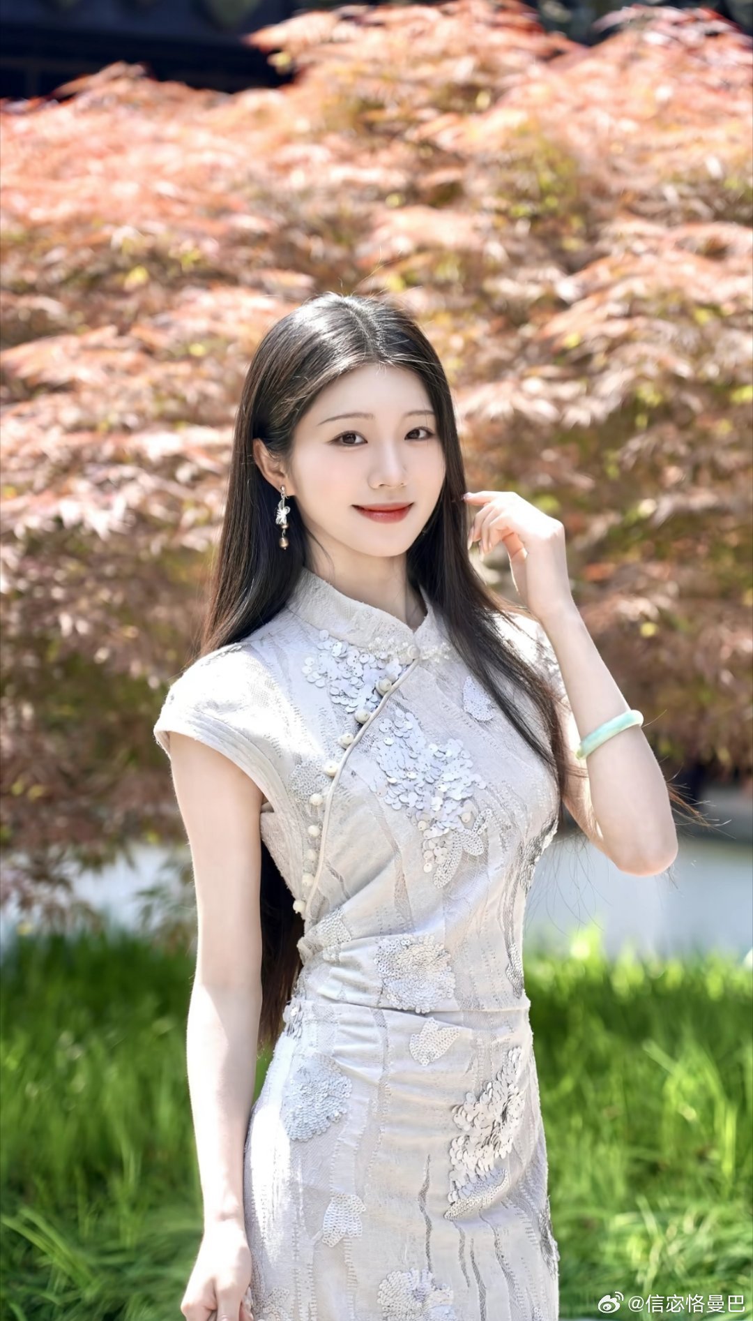 清纯甜美美女气质穿搭小姐姐