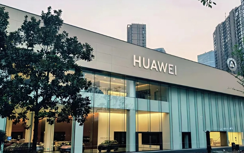 不装了！华为“最大的阳谋”终于浮出水面：第一步，做供应商不自己造车第二步，合