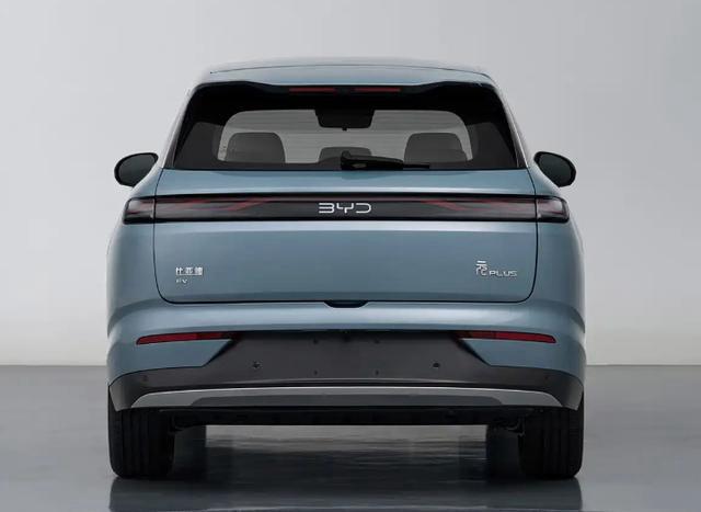 我跟你讲，你可别看不起这种10多万的比亚迪车型，销量好了不得了，比亚迪元plus