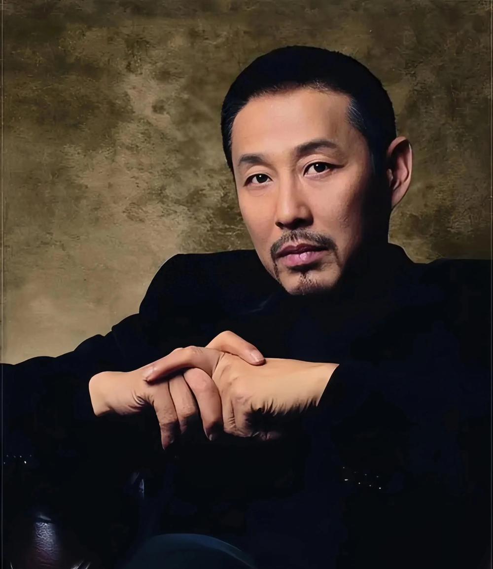 陈道明直击人性的一句话:“你有退休金，子女就很孝顺；你有存款，子女就盼着你早点