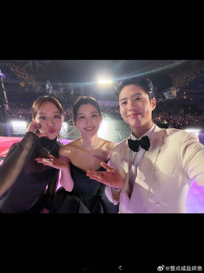 朴宝剑麦完你的麦你的朴宝剑才是内娱（韩娱版）cp界的端水大师，各家cp粉