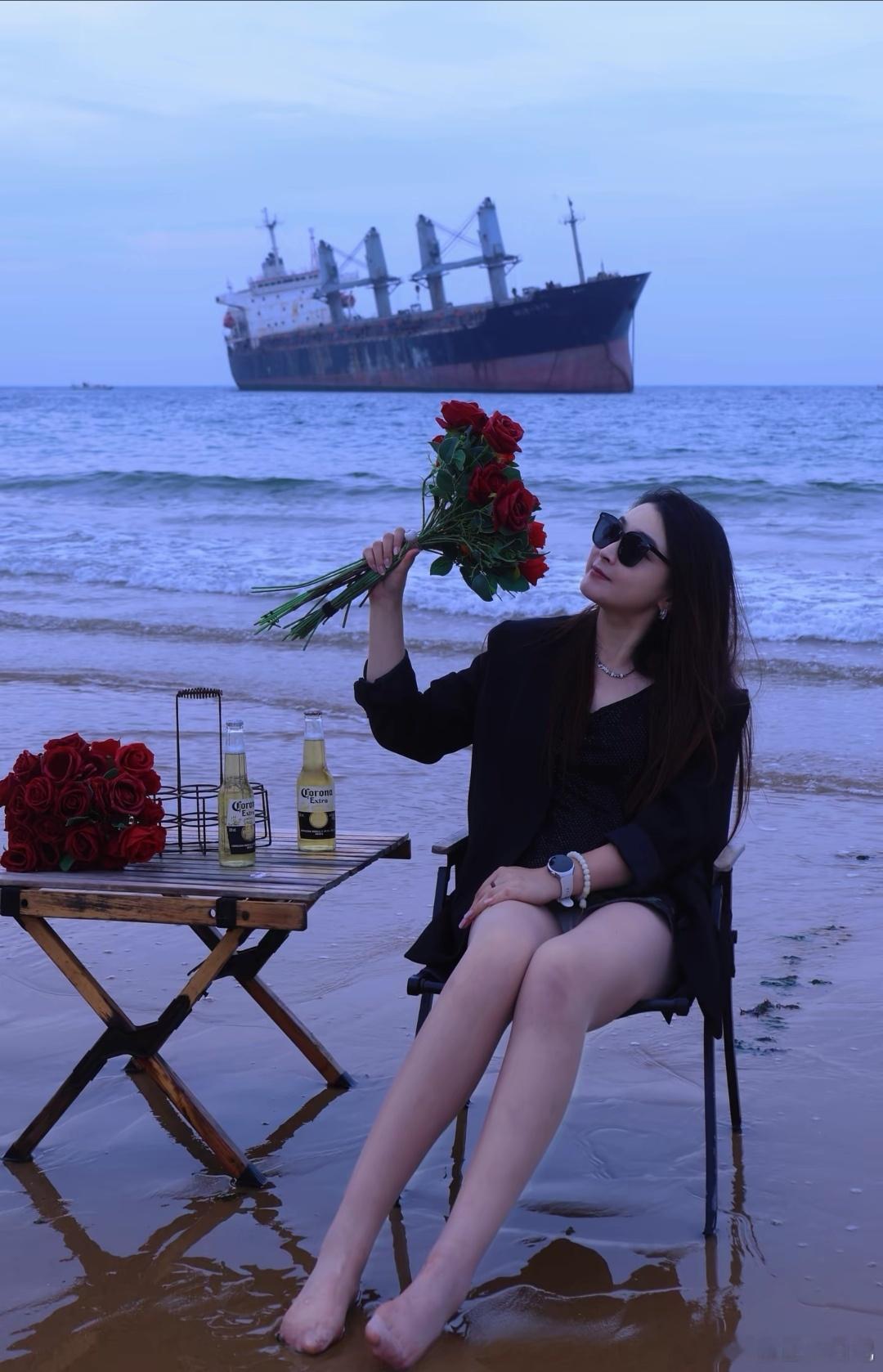 顶级街拍海边人美景美美女国庆节精彩人像​​​