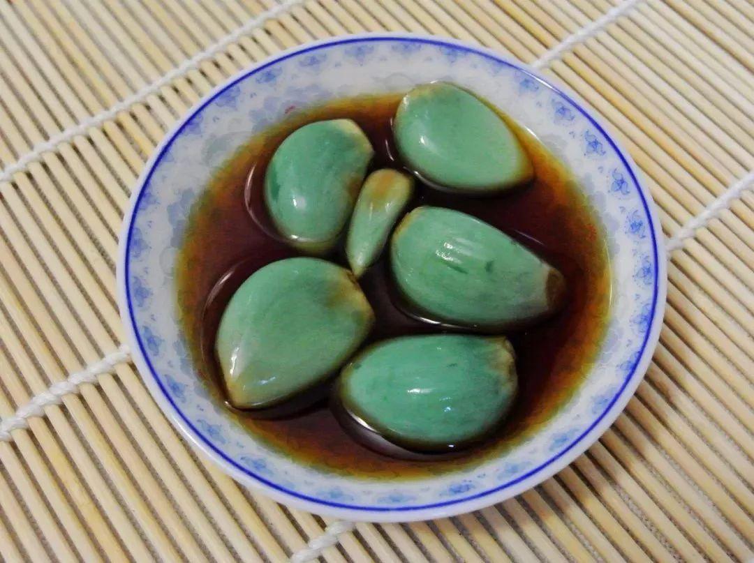 腊八蒜用什么醋好