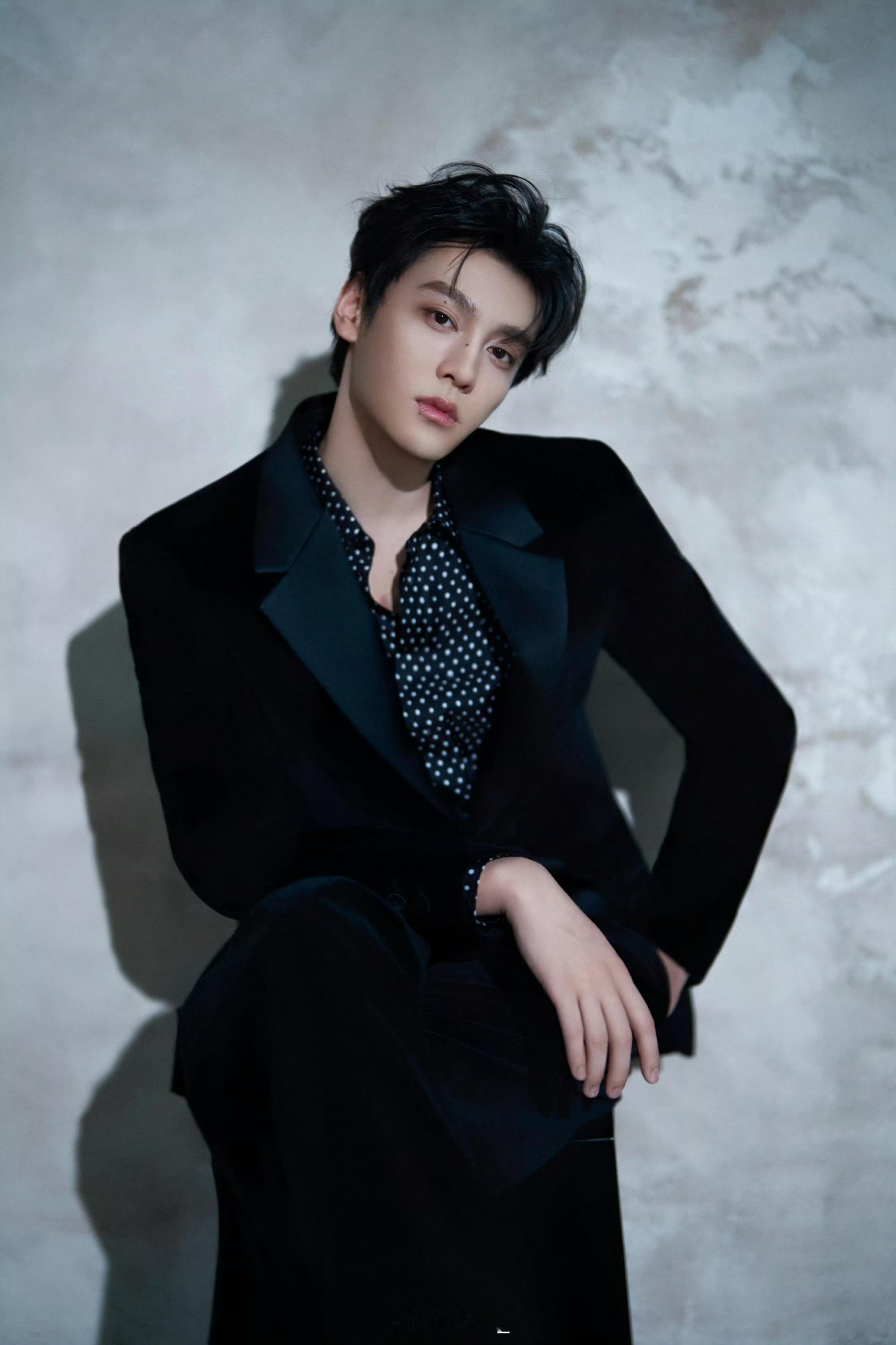 你们老公怎么又出来了