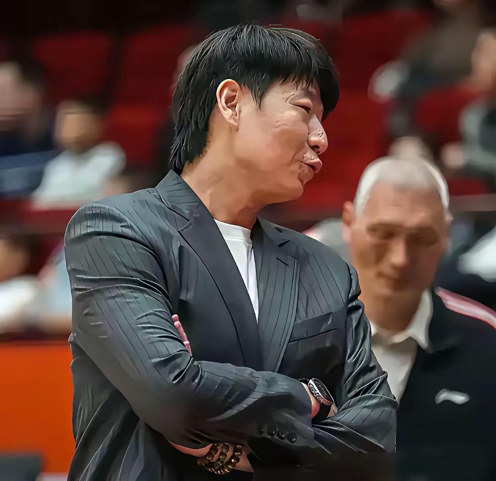 邱彪来山东执教时信心满满，与高速俱乐部的合同是三年球队打进4强。但从他来执教的经