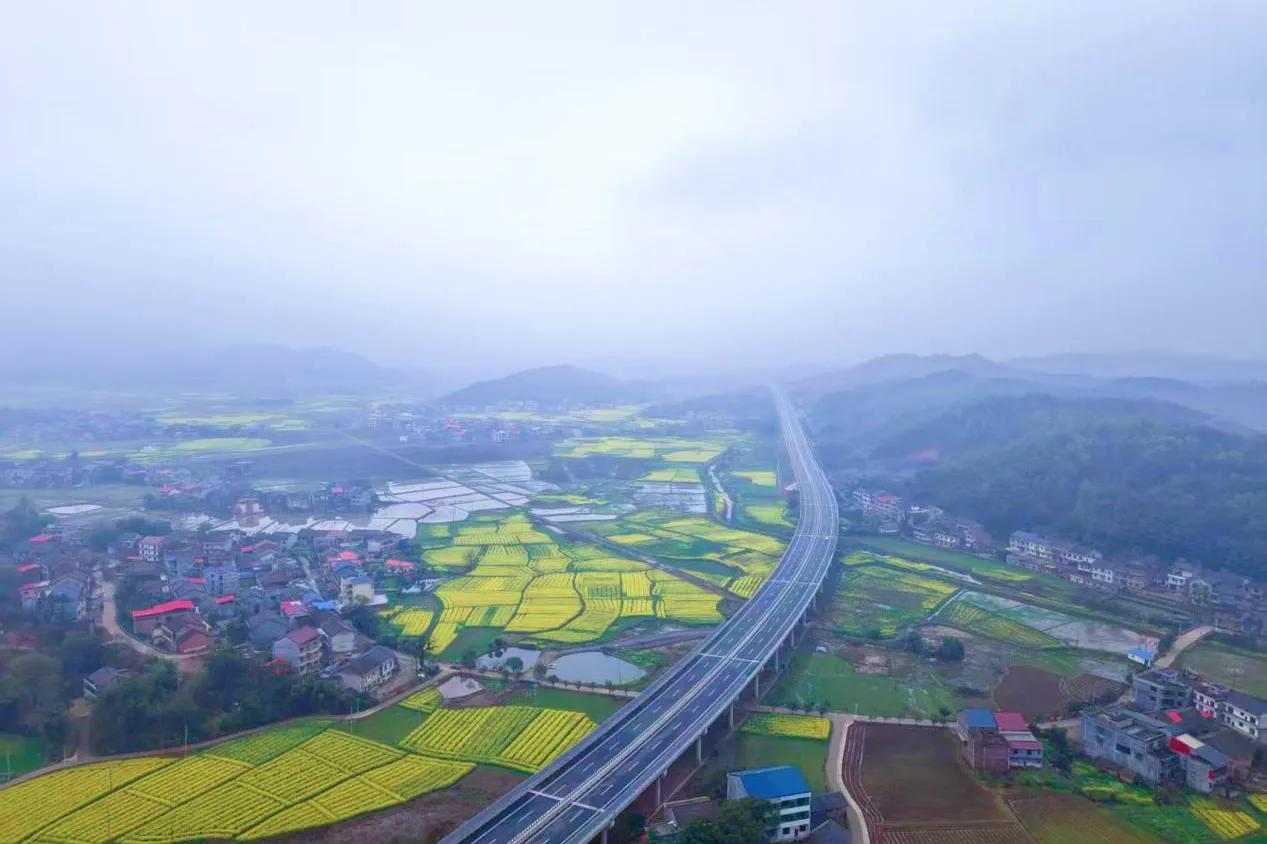 茶常高速贯湘东南，安仁县域经济迎“蝶变”2024年12月31日，全长113