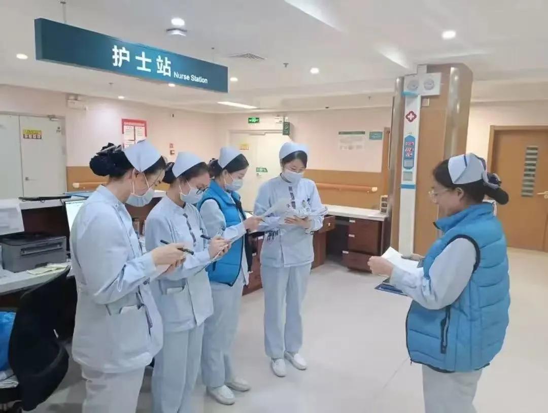 临床医学5+3录取分数最低的学校有三个。大家如果说孩子分没有那么高，在五百九